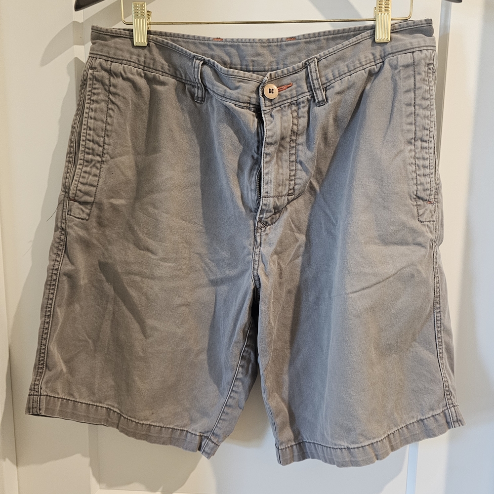 Tommy Bahama Men's Gray Cargo Shorts